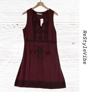 Abercrombie & Fitch Burgundy Sleeveless Embroidered Dress